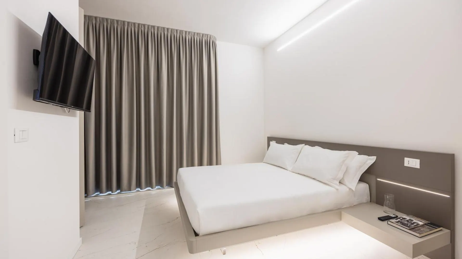 Excelsior Station Suite Bologna Italy