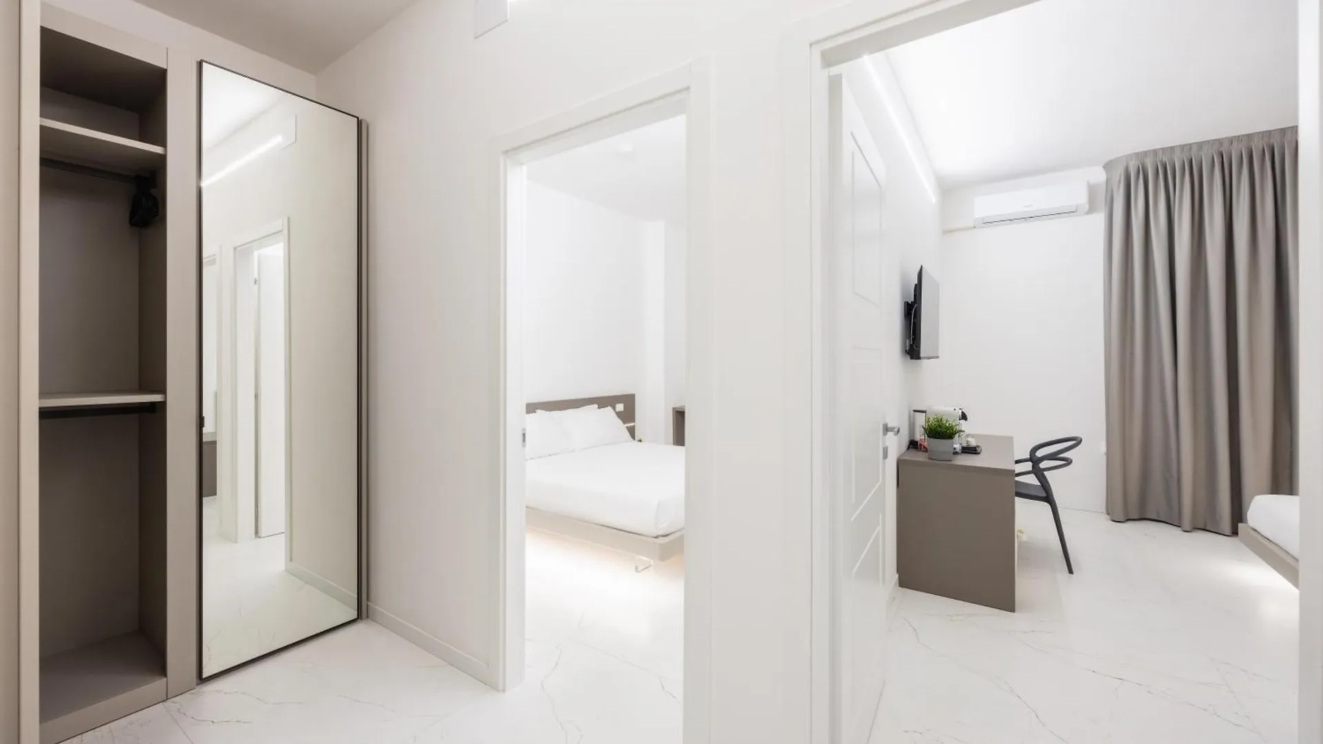Konukevi Excelsior Station Suite Bolonya İtalya