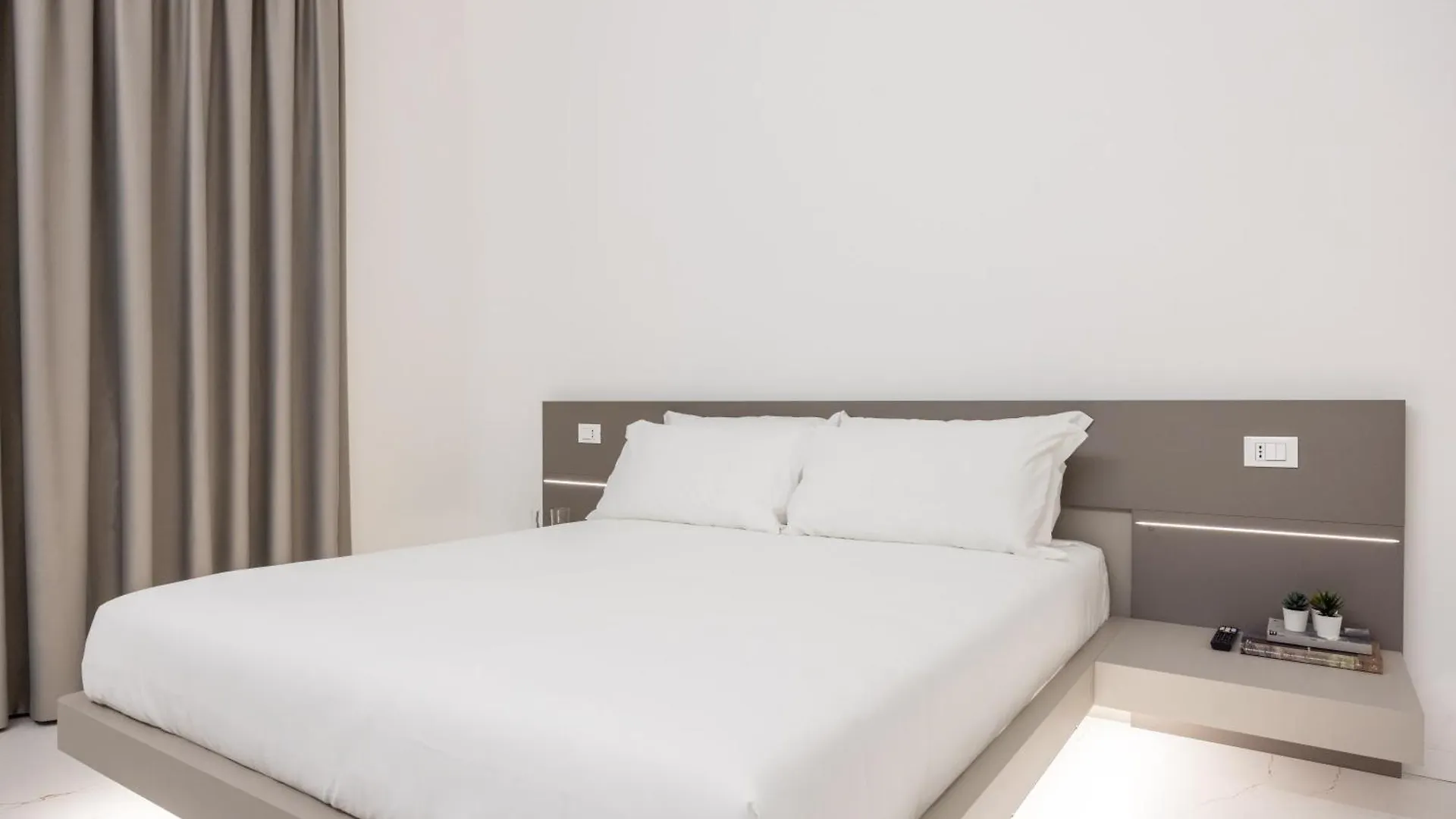 Excelsior Station Suite Bolonya