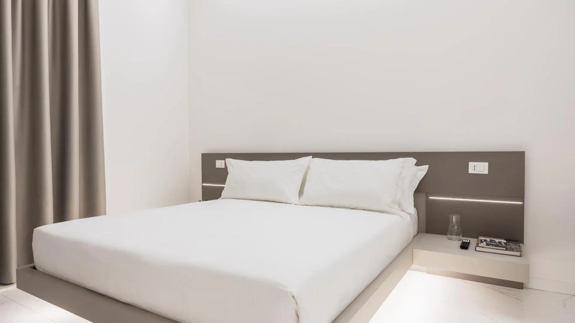 Excelsior Station Suite Bolonya İtalya